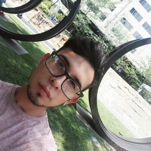 Meet your Posher, Camilo